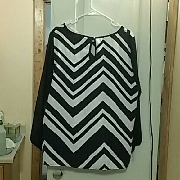 Sheer Top - Picture 2 of 3